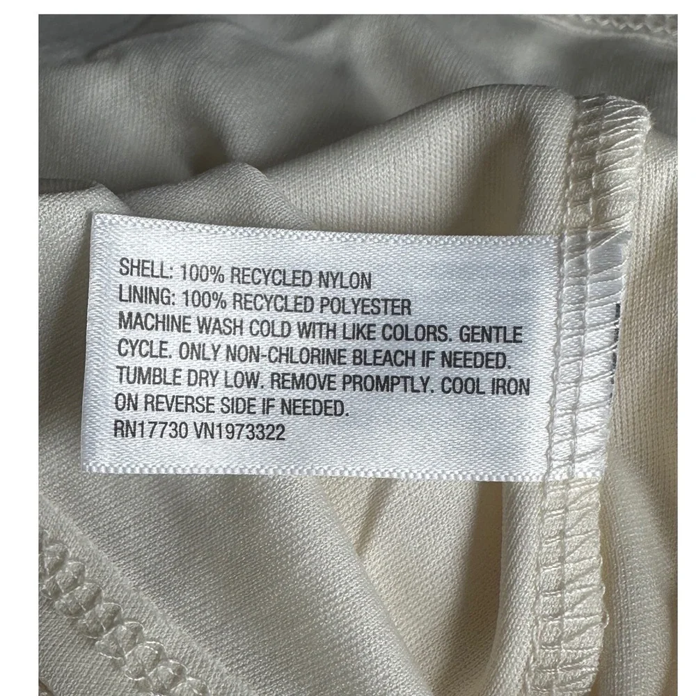 NWT | Cream Color‎ Lace Mini Skirt